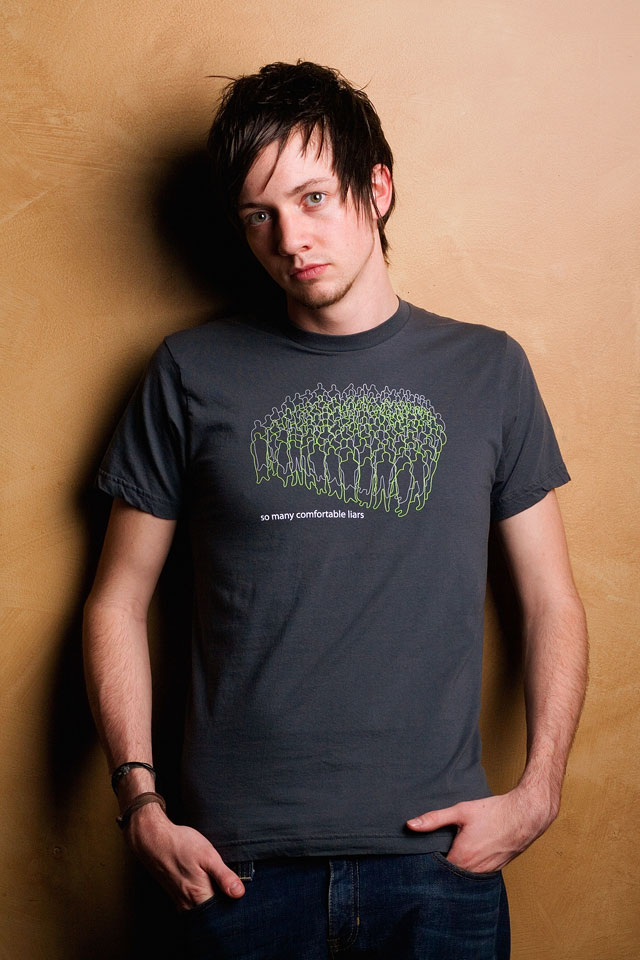 So Many Comfortable Liars Guy's Tee, Asphalt