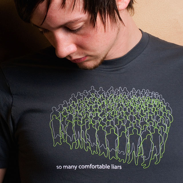 So Many Comfortable Liars Guy's Tee, Asphalt